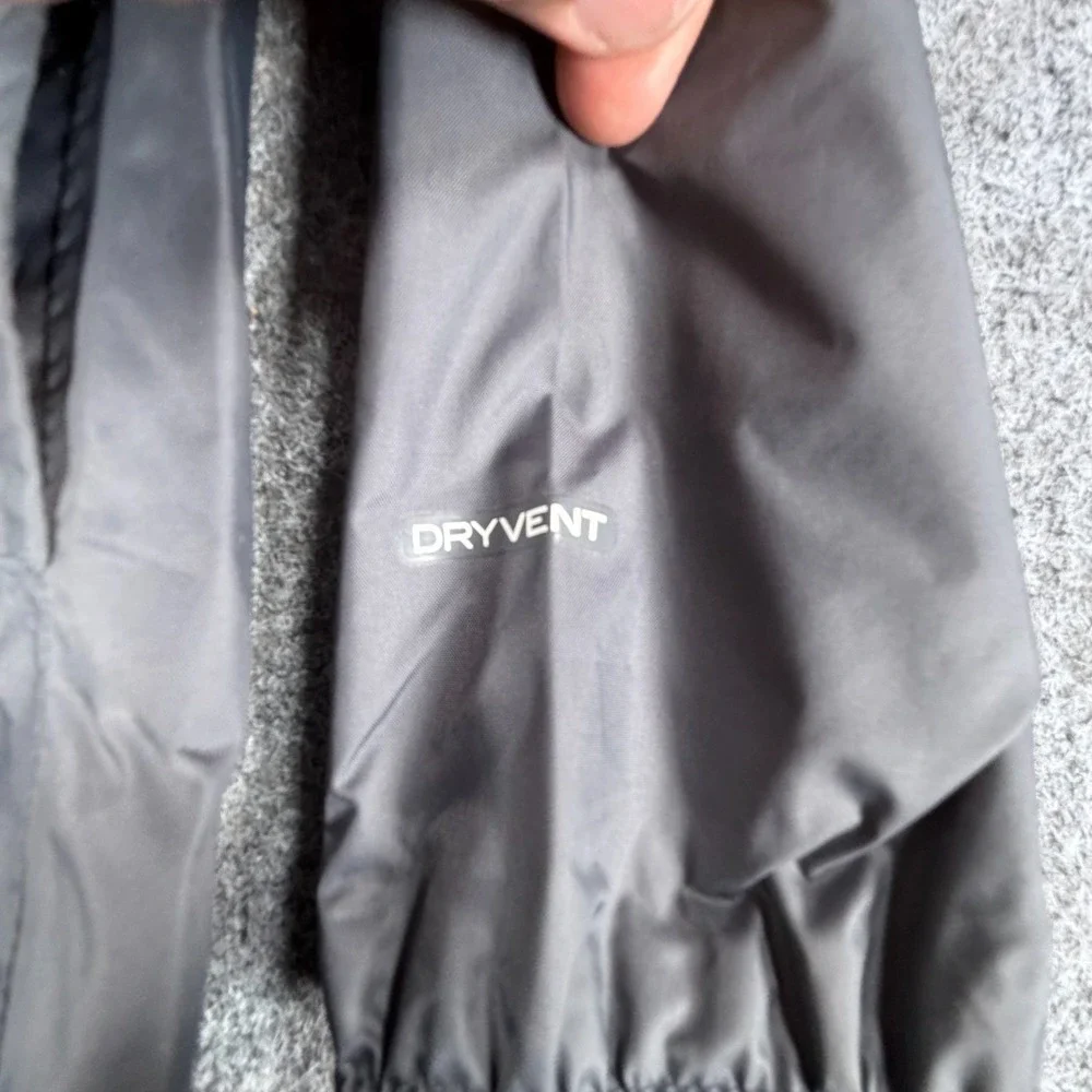The North Face Dryvent Jacket Girls Medium 10-12 Gray Mesh Lined Hooded Full Zip